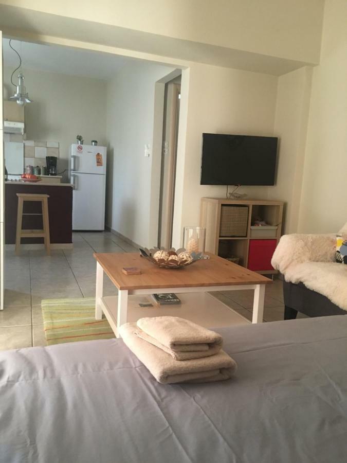 Cozy And Quiet Mini City Apartment Трикала Экстерьер фото